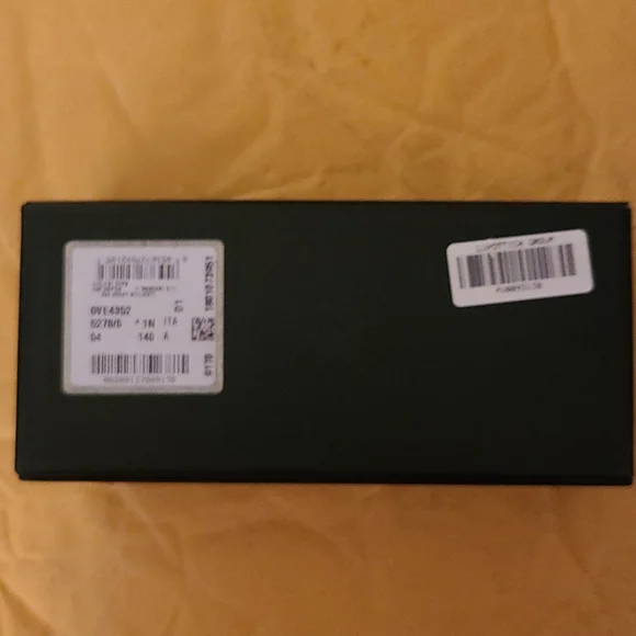 Versace Sunglasses - Picture 7 of 7